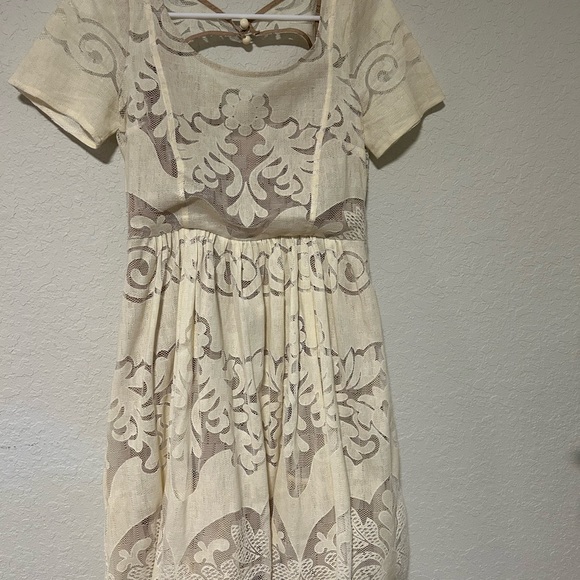 Delicate Tracy Reese Cream Backless Lace Dress, Cotton, Cute Back Open Design - Picture 2 of 10